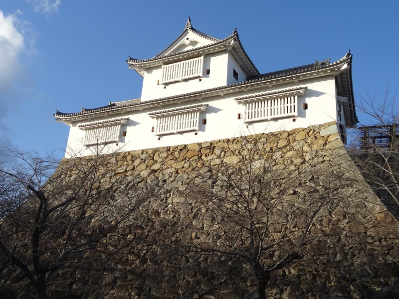 石垣と津山城