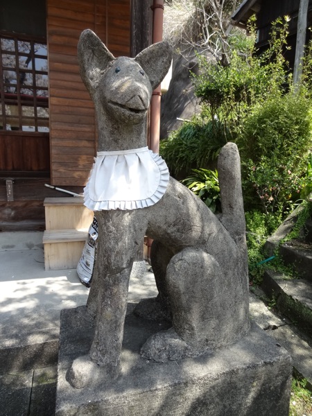 極楽寺 可愛らしい狛犬