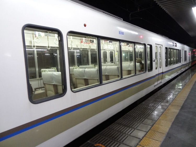 加茂駅にて JR西日本の車両