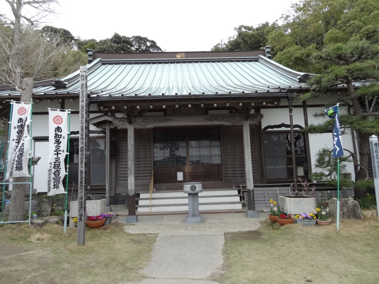 松寿寺の本殿