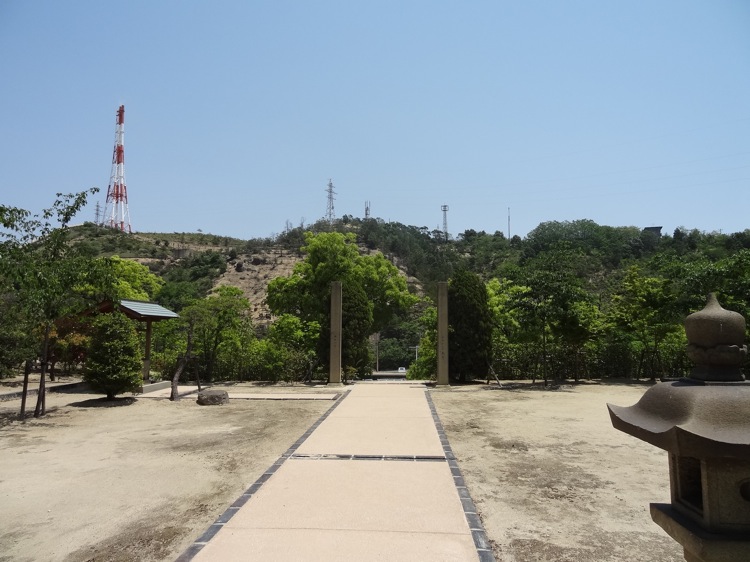 直島の山神社 本殿側から見る景色