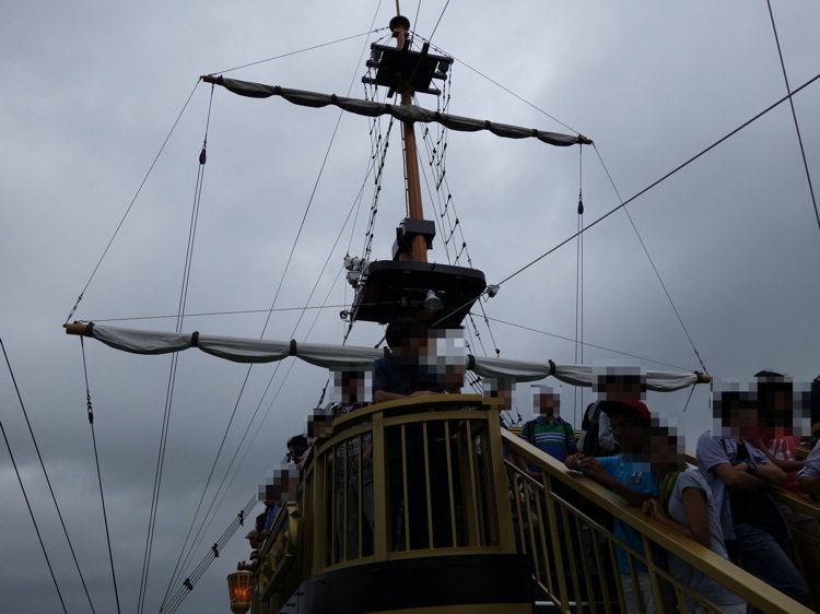 箱根海賊船の帆
