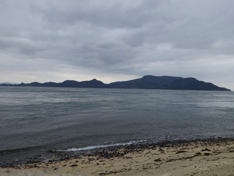 男木島灯台から見る海の景色