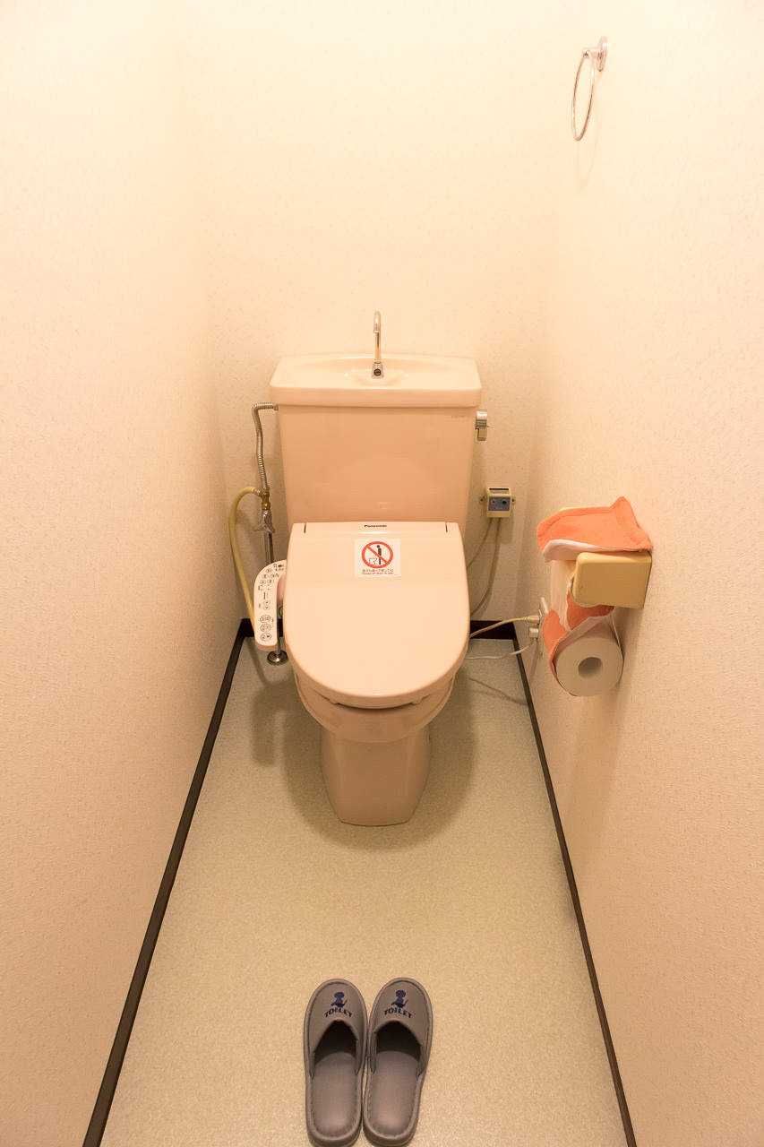 函館ゲストハウスAppleのトイレ