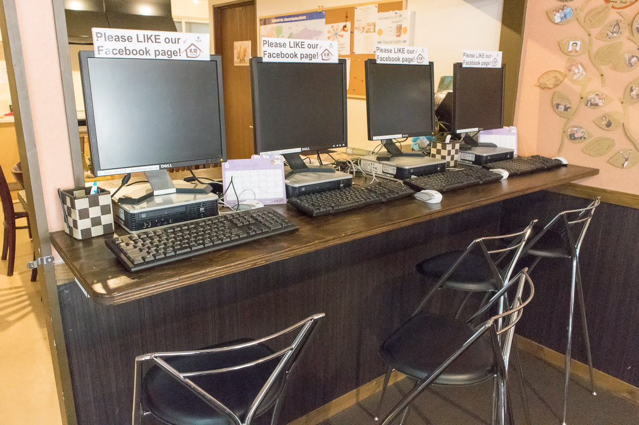 カオサン札幌の共有パソコン