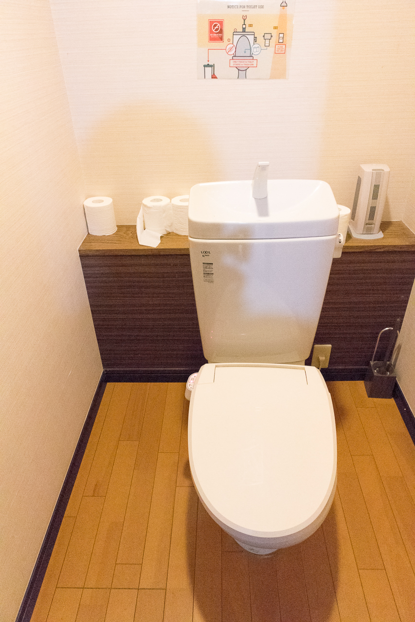Tokyo-House-Inn・トイレ