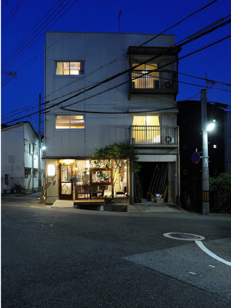 Kobe Guest House MAYA 神戸ゲストハウス萬家の外観