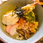 中国勝山のろまん亭で名物の銀しぶき(山芋)入りのうどんを食べました