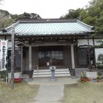 篠島の松寿寺(しょうじゅじ)は前浜の眺めが抜群に良い場所です