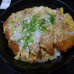 神戸のかつ丼といえば「吉兵衛(よしべい)」